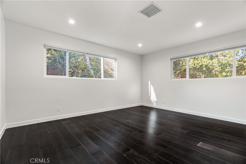 5712 Fairview Pl. Property Photo 25