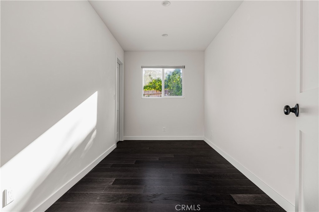 5712 Fairview Pl. Property Photo 28