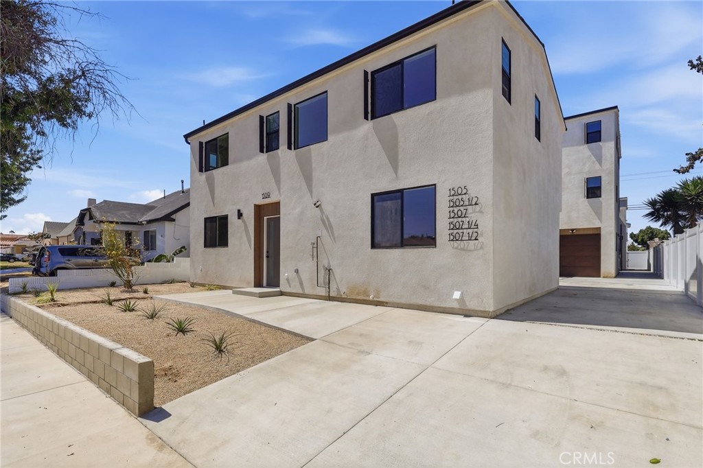 1507 W 83rd Street Property Photo 5