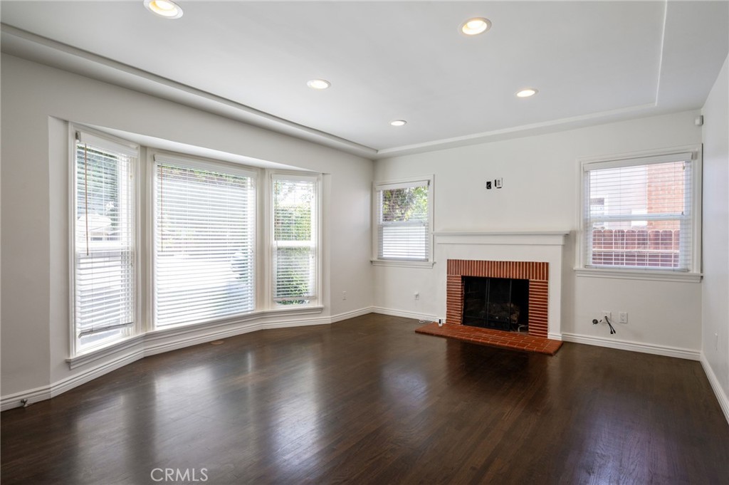 2526 Purdue Property Photo 6