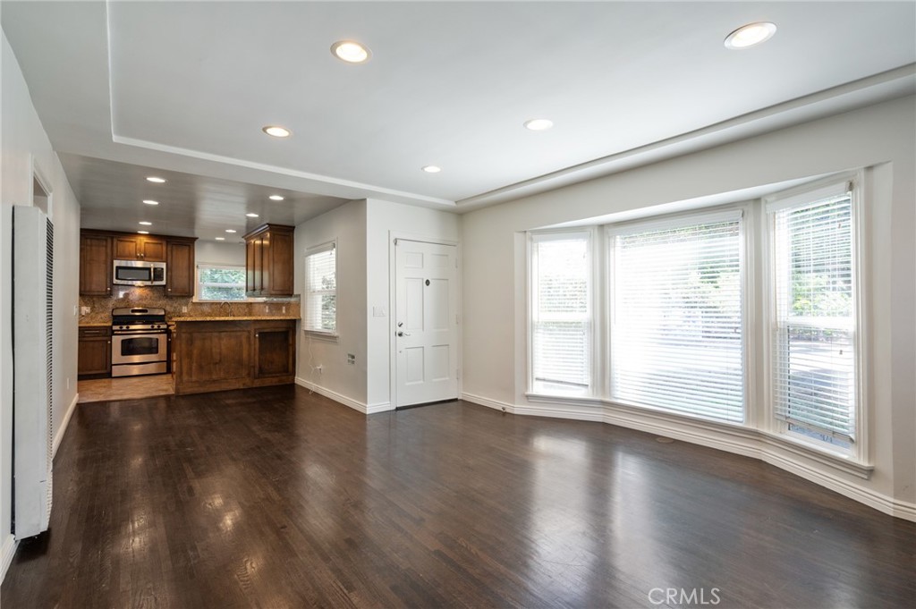 2526 Purdue Property Photo 7