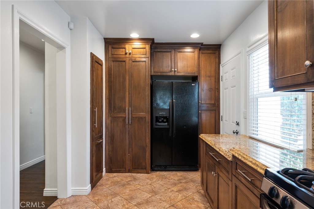 2526 Purdue Property Photo 11