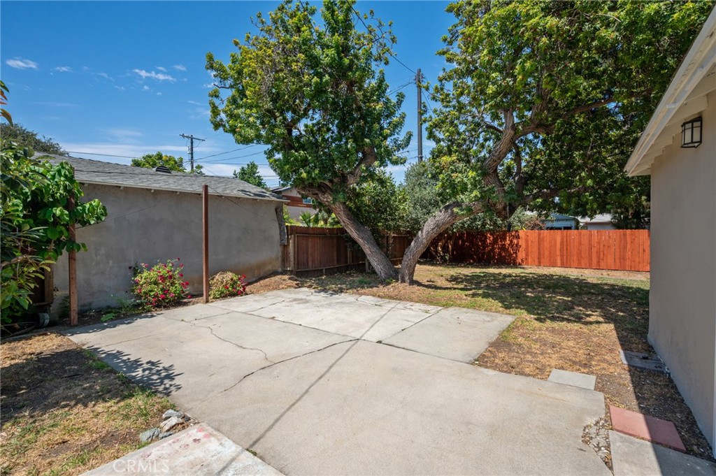 2526 Purdue Property Photo 25
