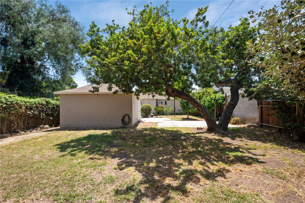 2526 Purdue Property Photo 29