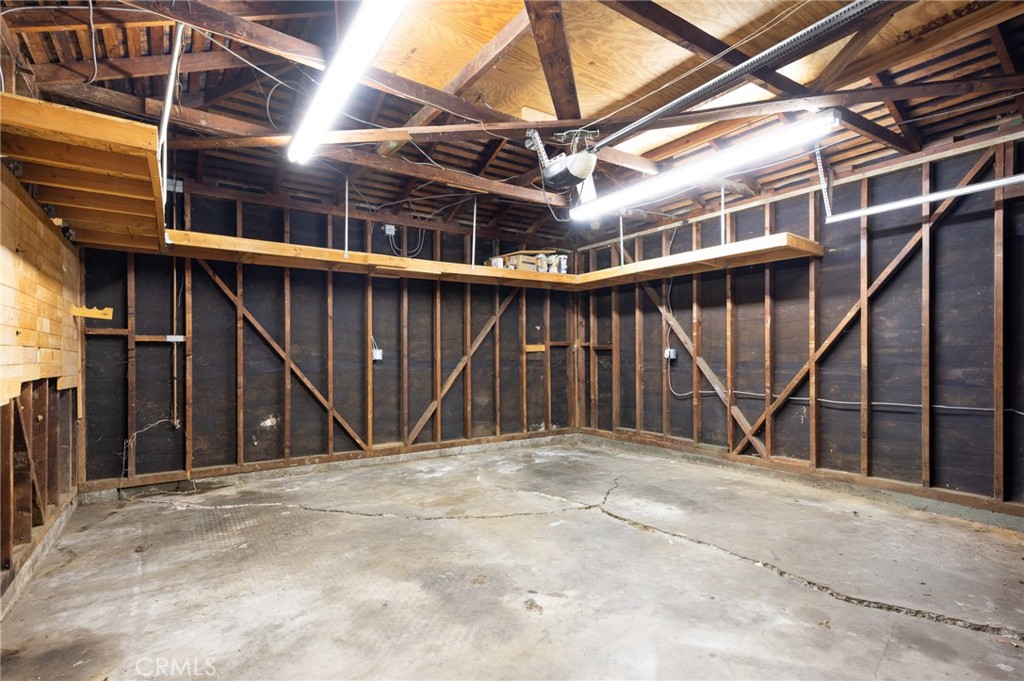 2526 Purdue Property Photo 30