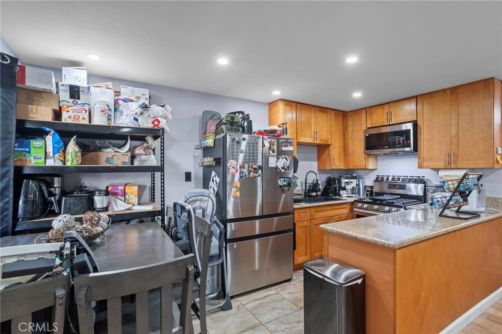 3301 Santa Fe Avenue 50 Property Photo 4