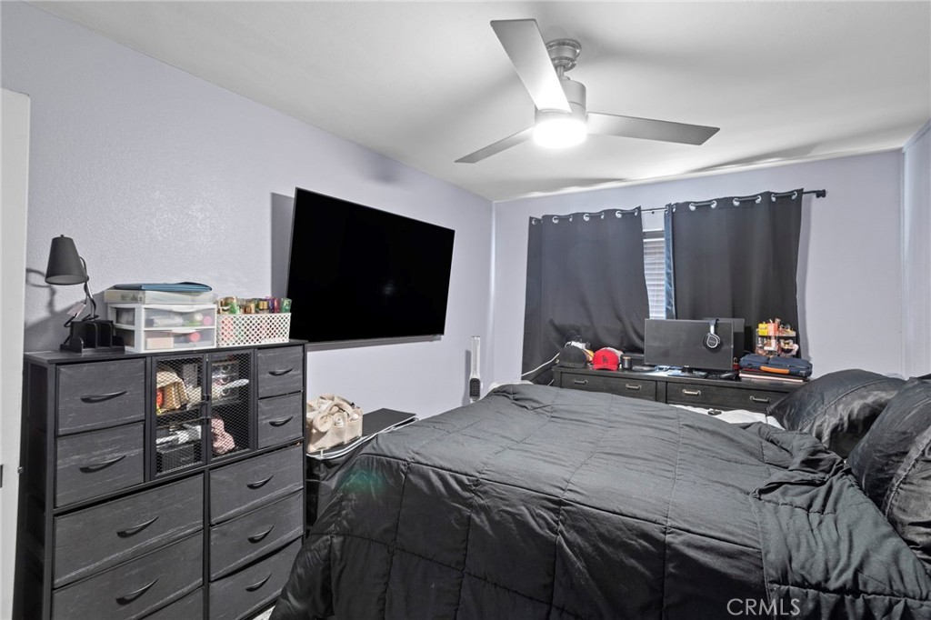 3301 Santa Fe Avenue 50 Property Photo 8