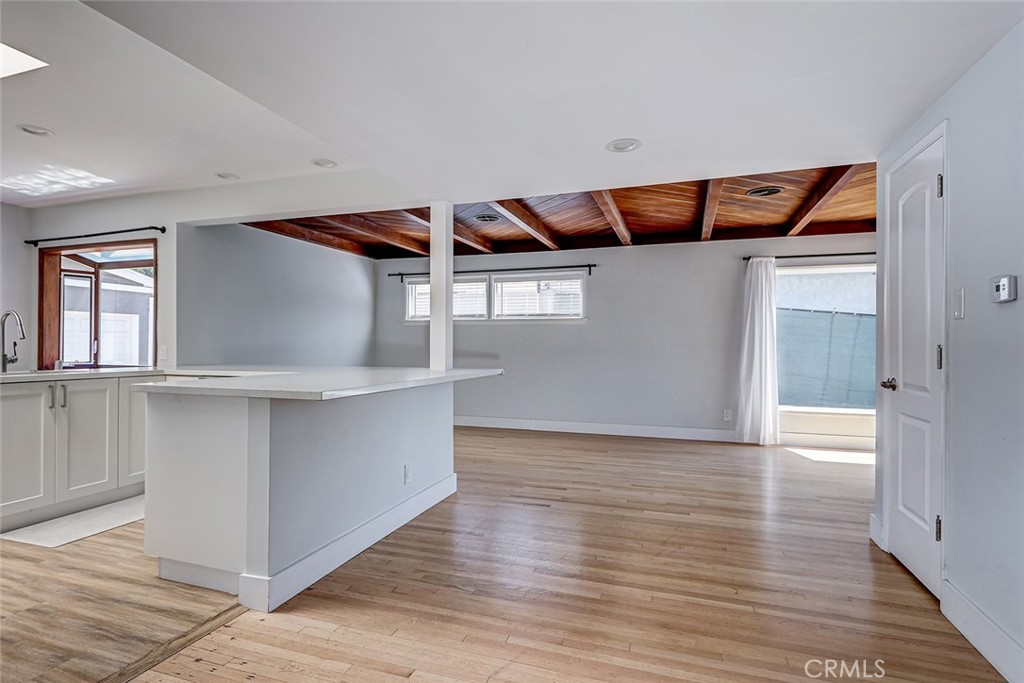644 14th Property Photo 14