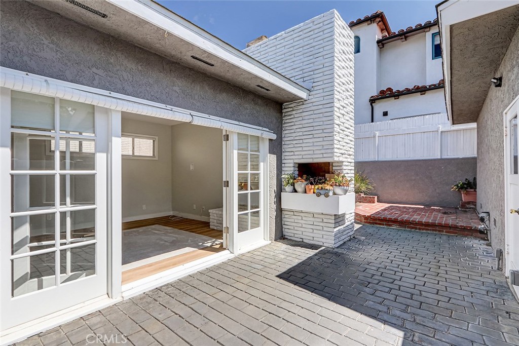 644 14th Property Photo 31