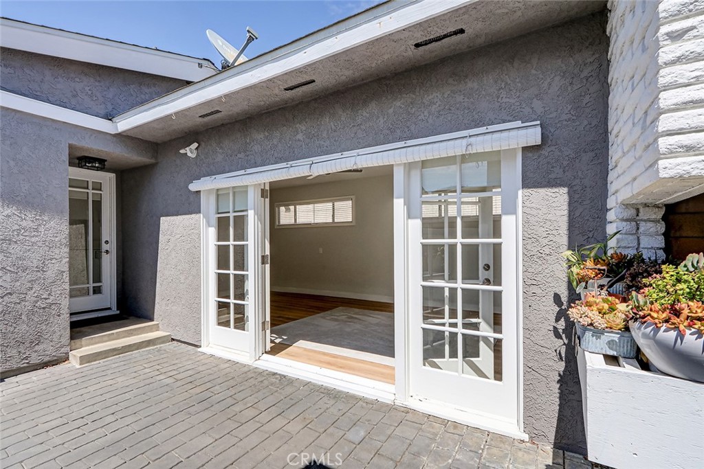 644 14th Property Photo 34