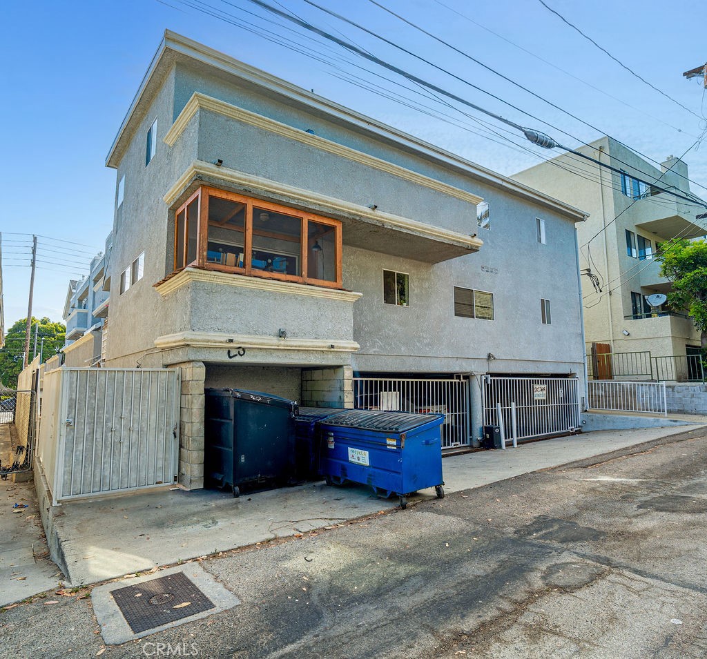 3552 S Centinela Avenue Property Photo 5