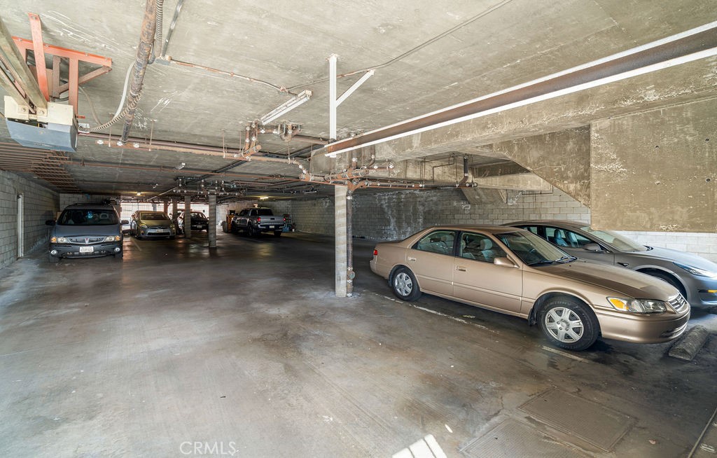3552 S Centinela Avenue Property Photo 12