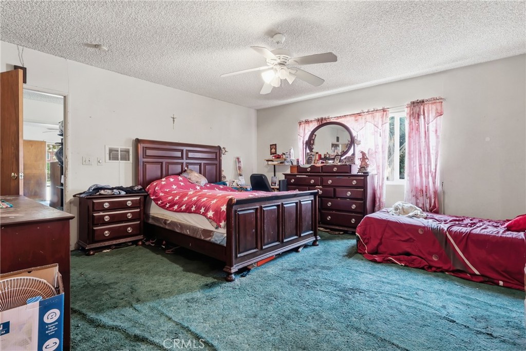 637 Hill Street Property Photo 21