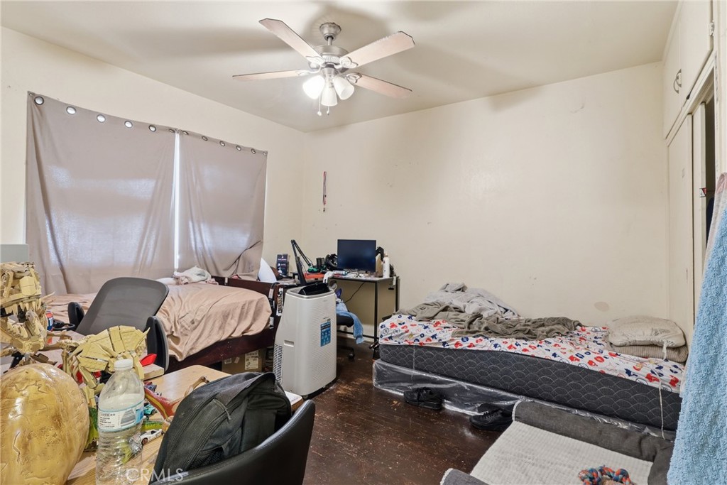 637 Hill Street Property Photo 30