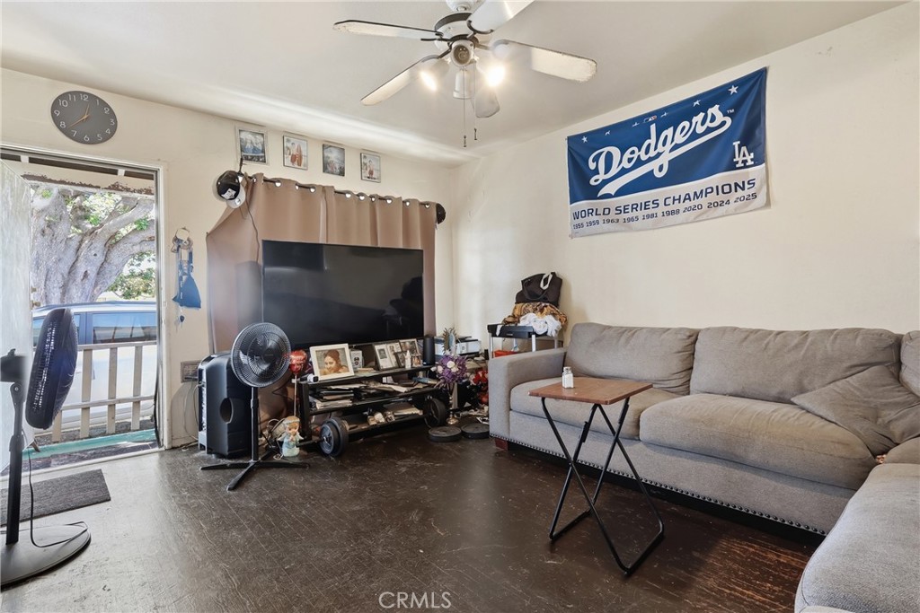 637 Hill Street Property Photo 37