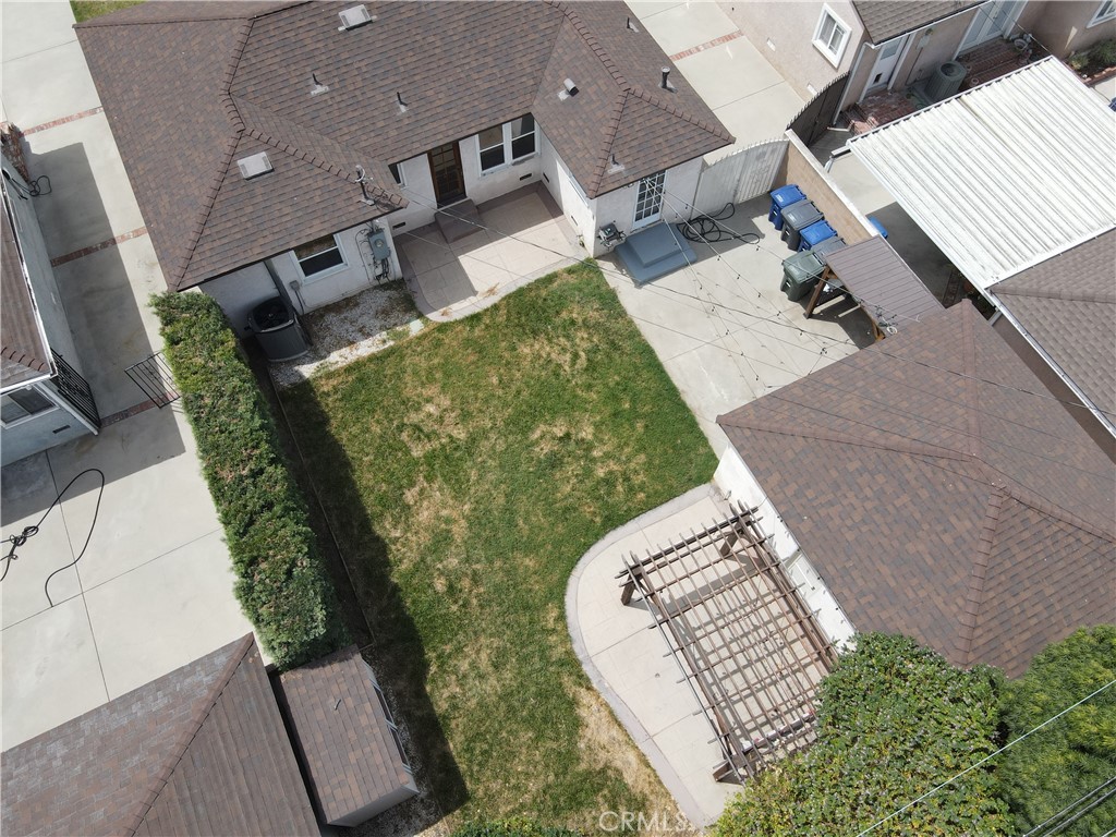 4562 Iroquois Avenue Property Photo 6