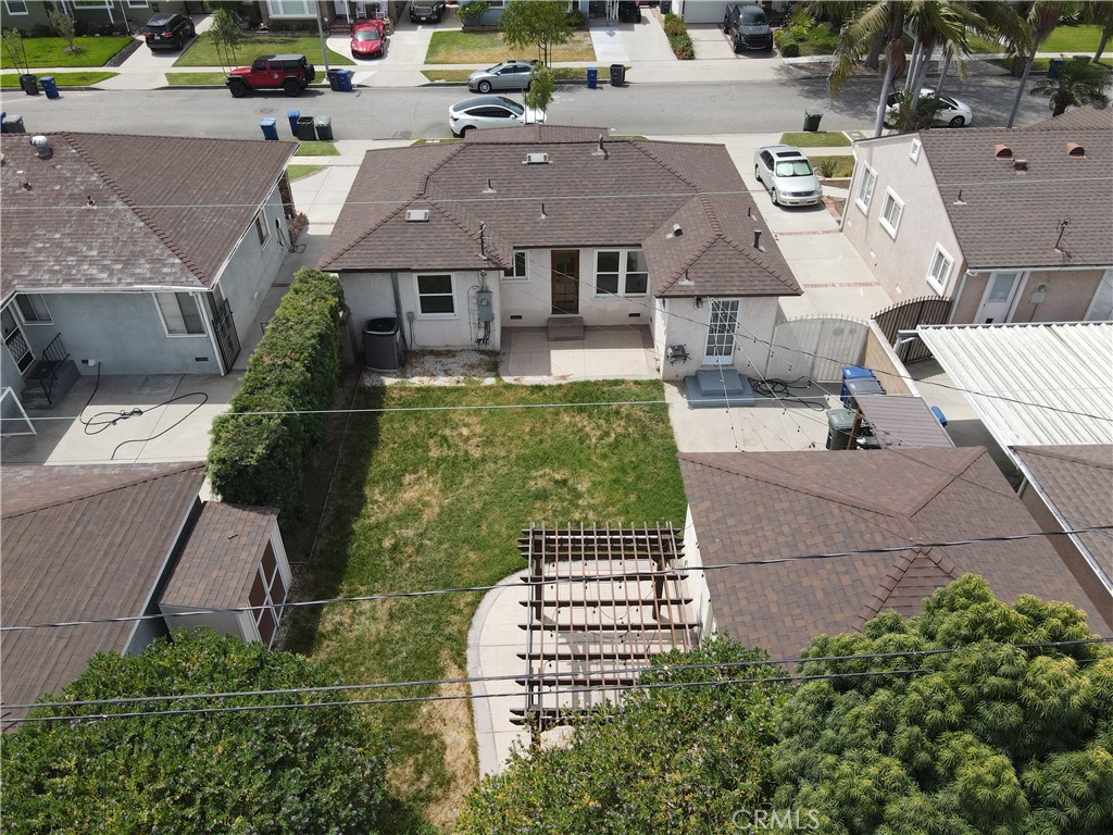 4562 Iroquois Avenue Property Photo 9