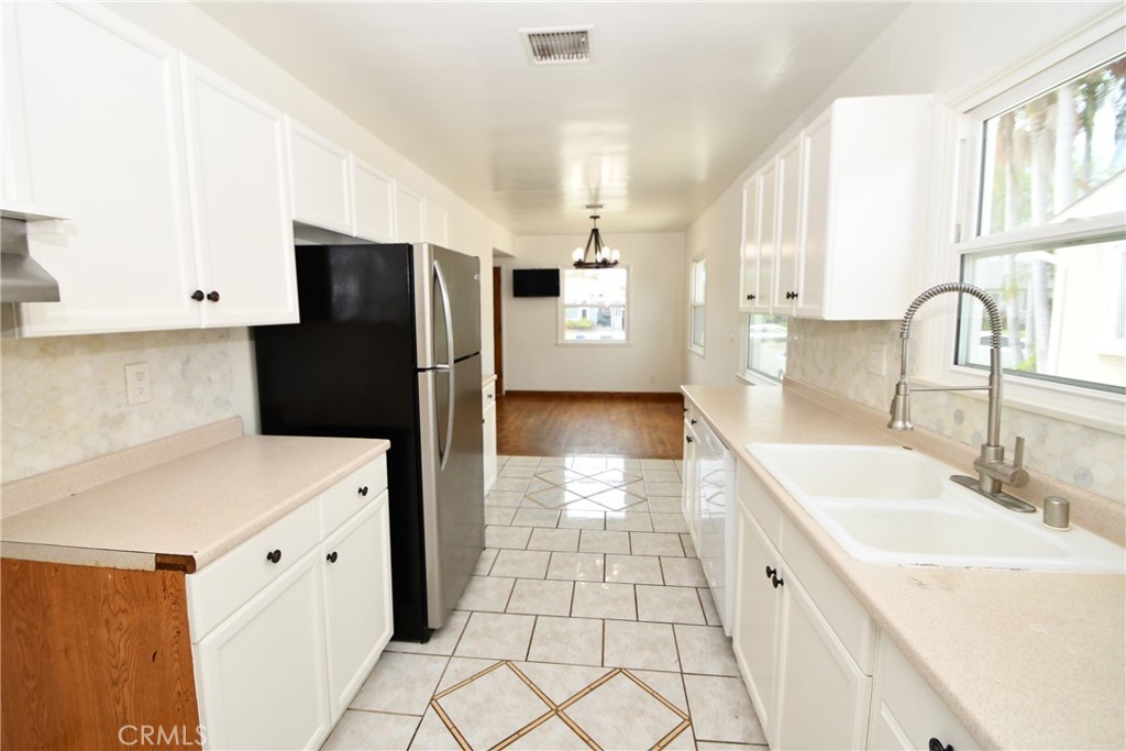 4562 Iroquois Avenue Property Photo 29