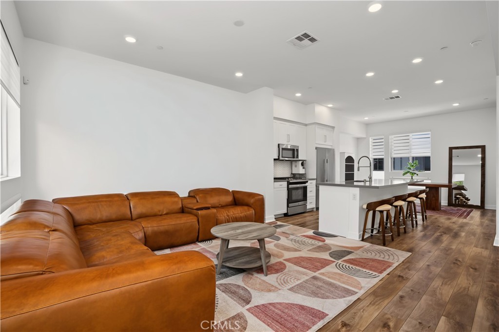 283 Dockside Lane Property Photo 8