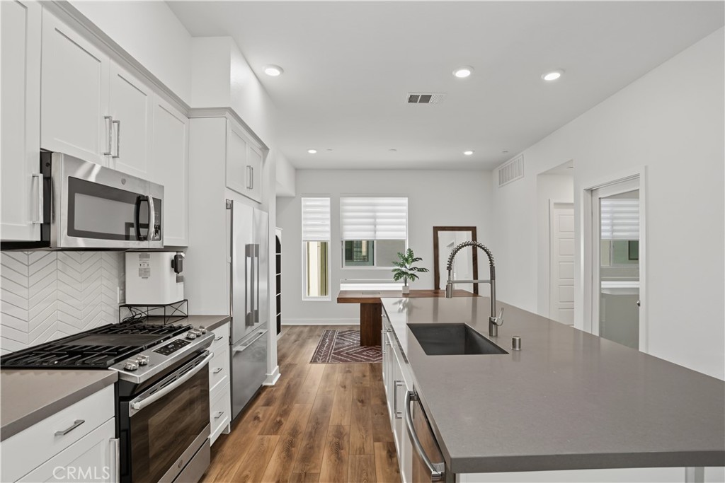 283 Dockside Lane Property Photo 18