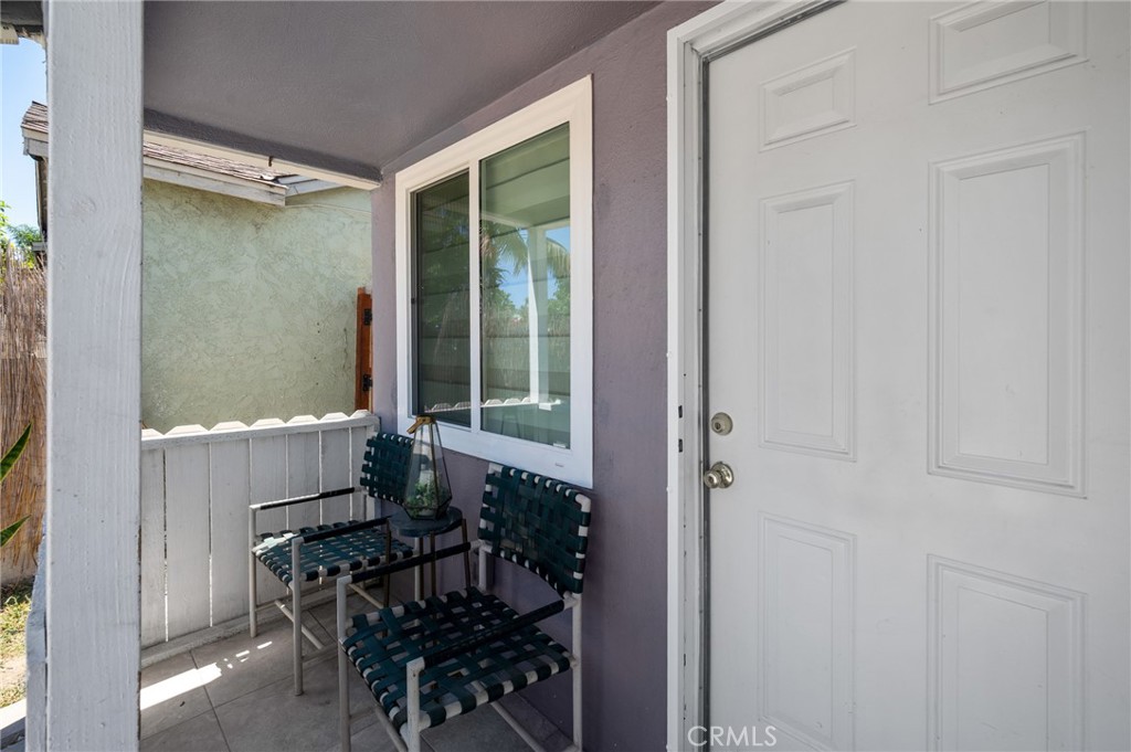 728 W Cressey Property Photo 7
