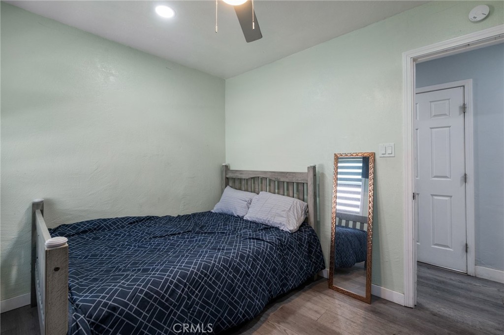 728 W Cressey Property Photo 23