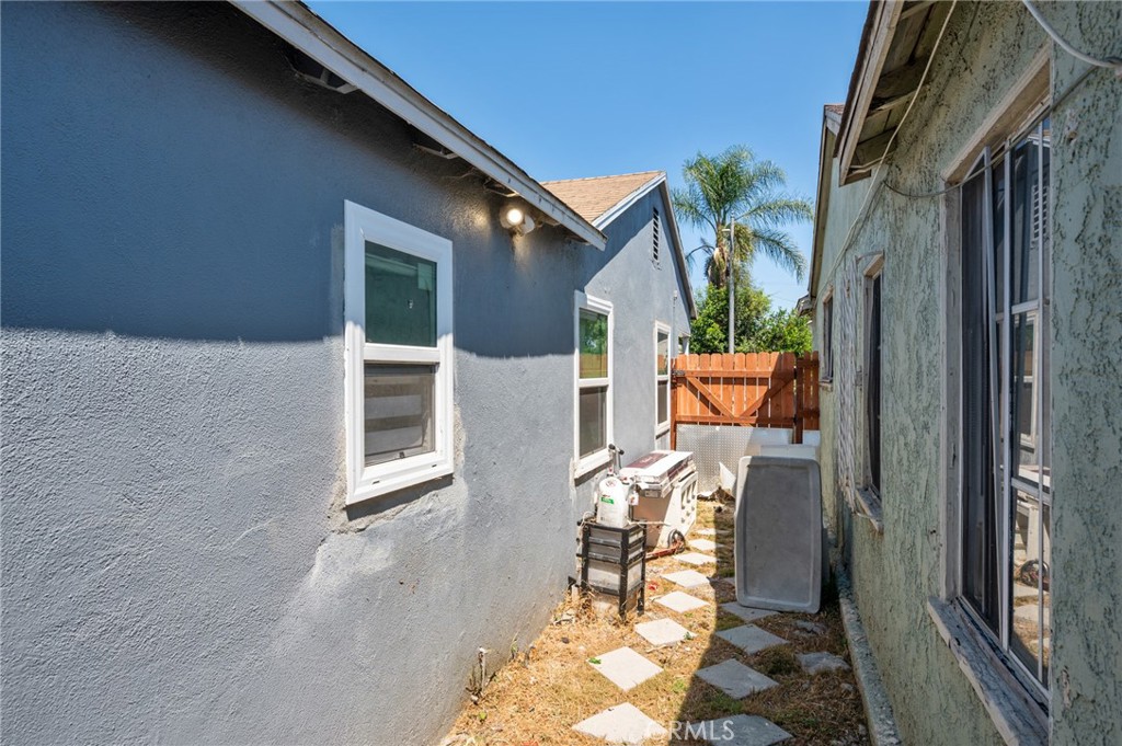 728 W Cressey Property Photo 30