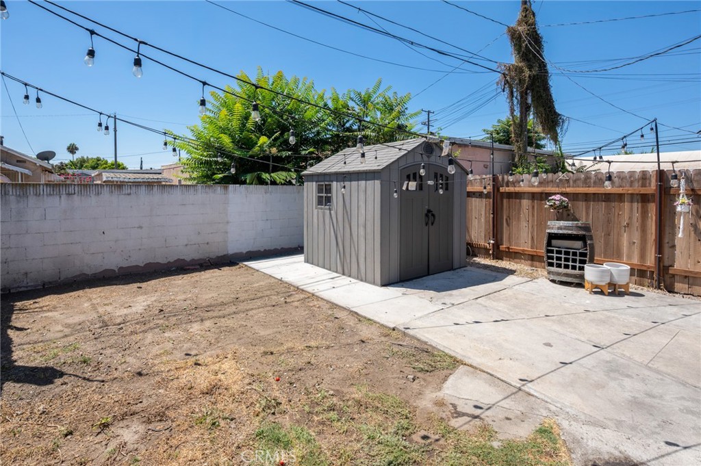 728 W Cressey Property Photo 31