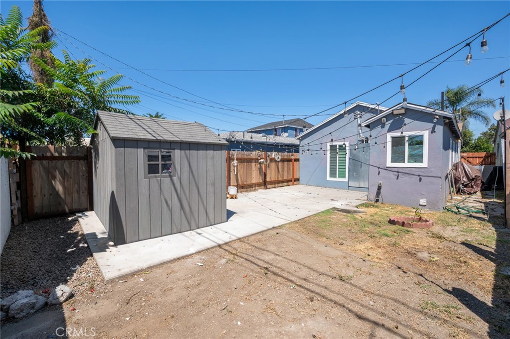 728 W Cressey Property Photo 32