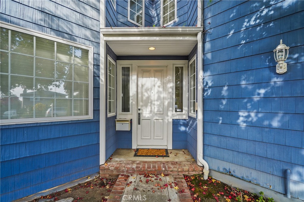 1807 10th Property Photo 3