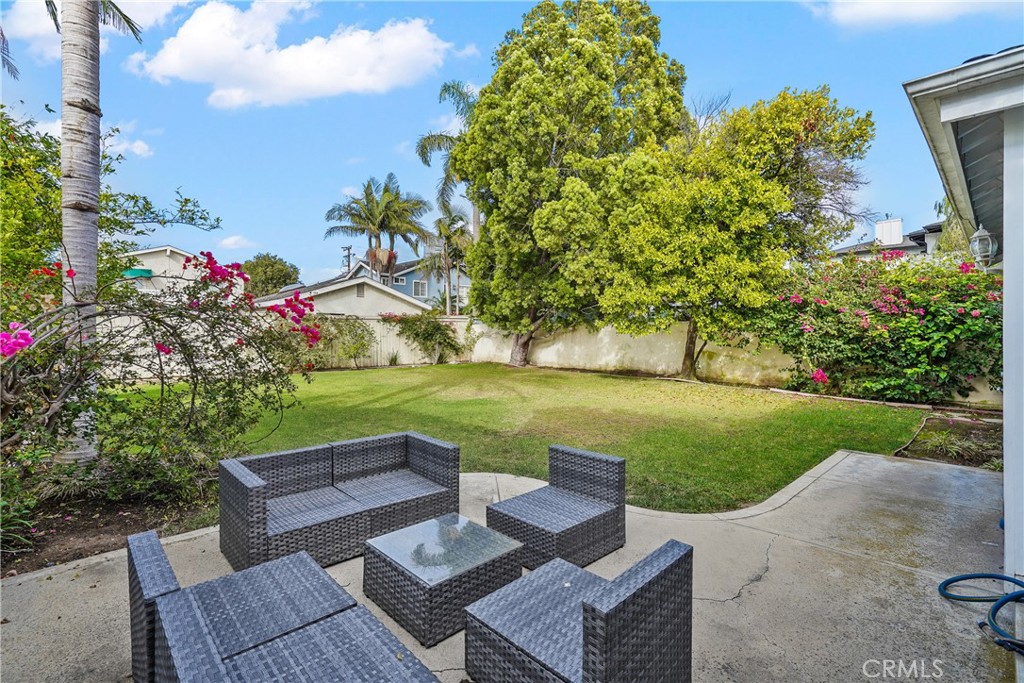 1807 10th Property Photo 27