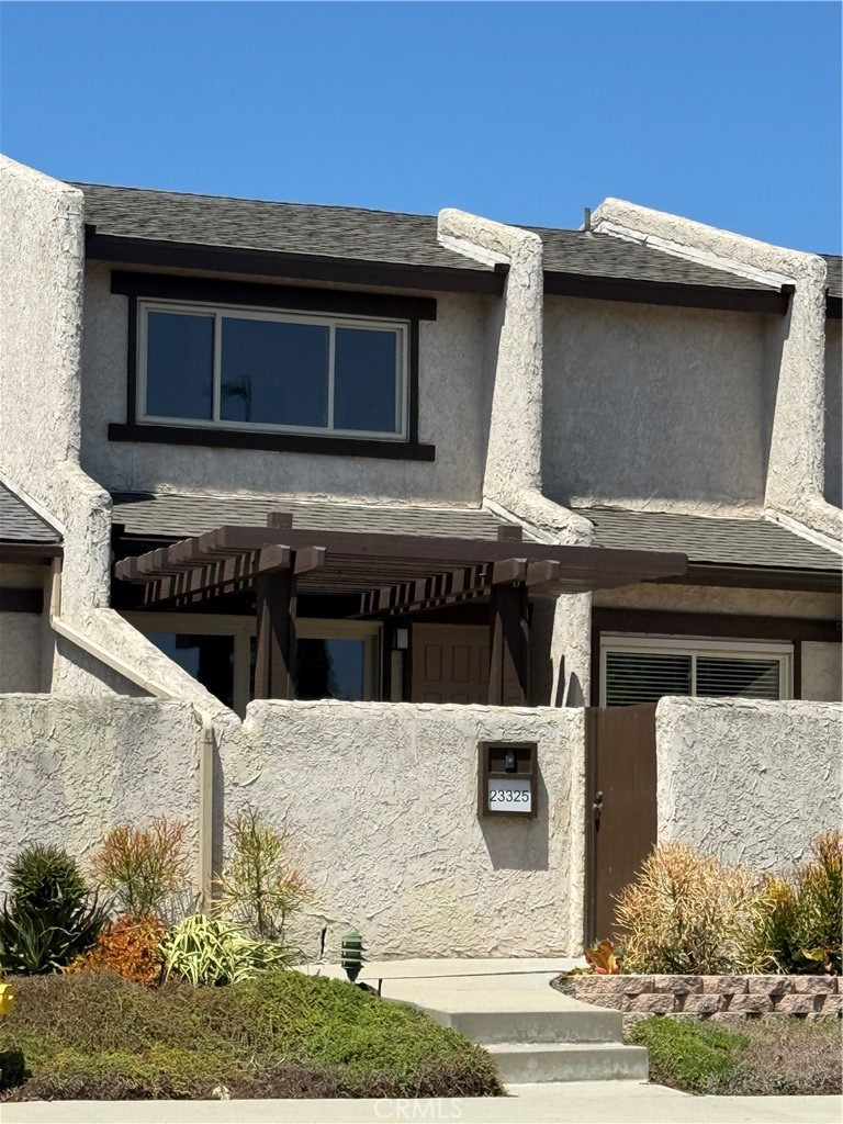 23325 Sesame Property Photo 2