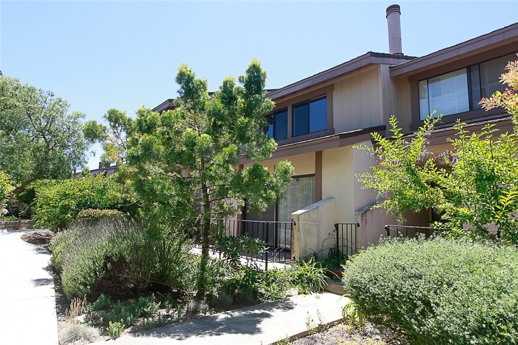 28116 Ridgepoint Court Property Photo 1