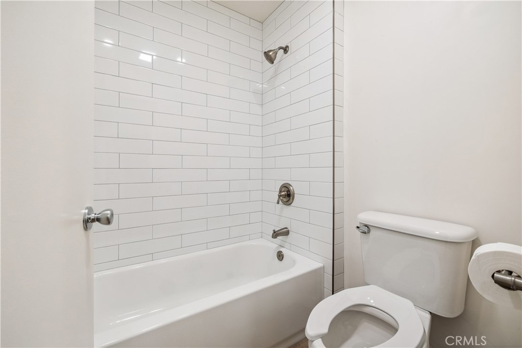 11722 Avon Way 103 Property Photo 23