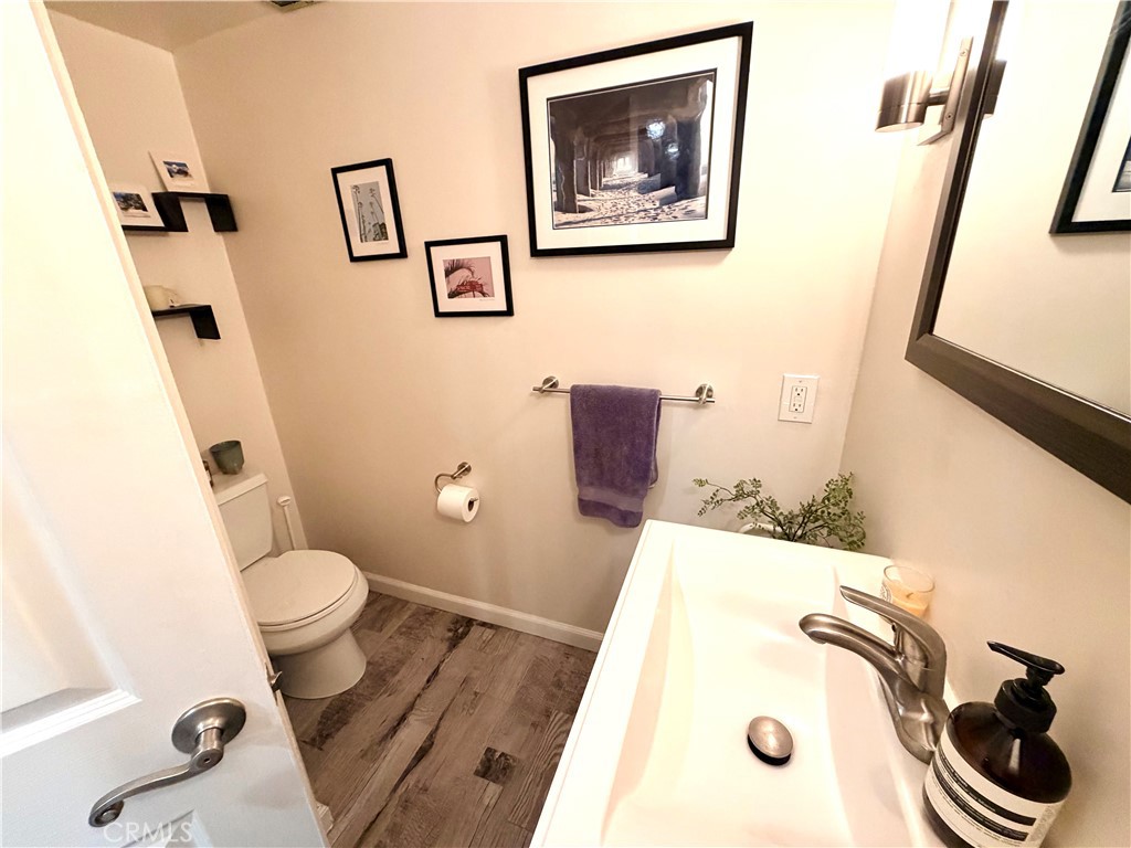5308 W 190th Street Property Photo 5