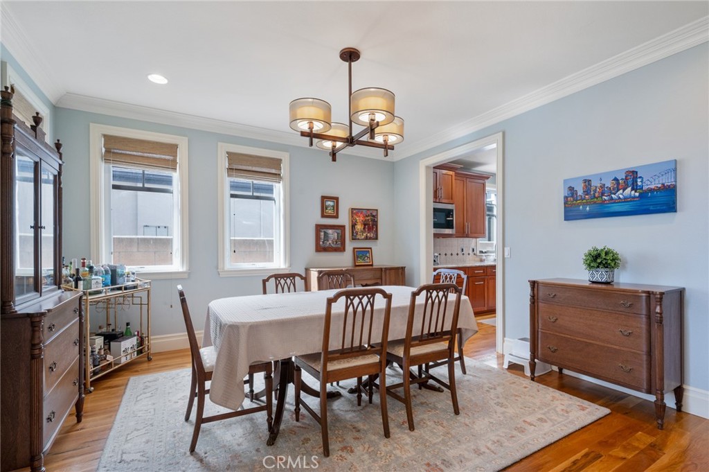 711 30th Property Photo 12