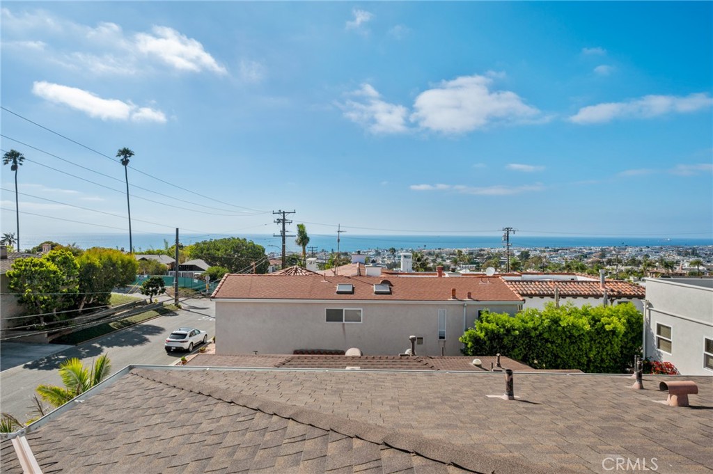 711 30th Property Photo 30