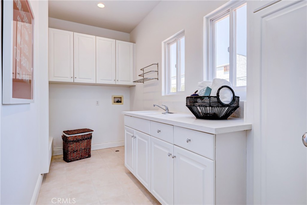 819 11th Property Photo 39