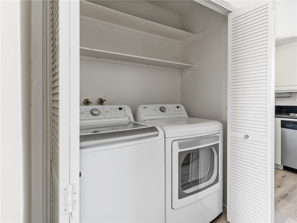 900 Cedar Street 301 Property Photo 16