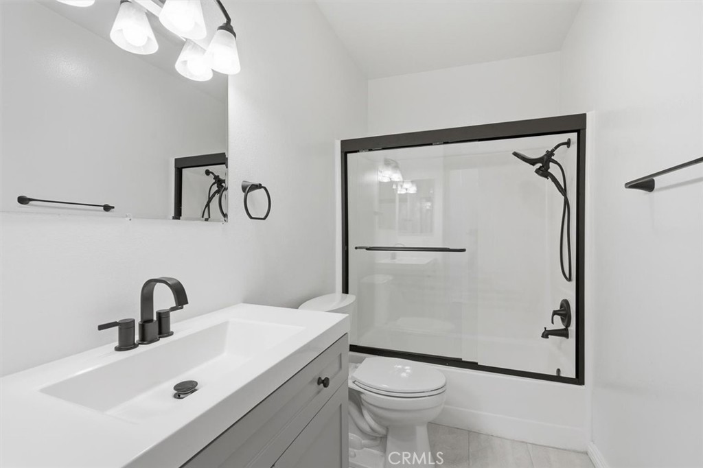 1036 Magnolia 207 Property Photo 12