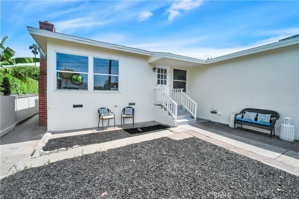426 S Peck Property Photo 4