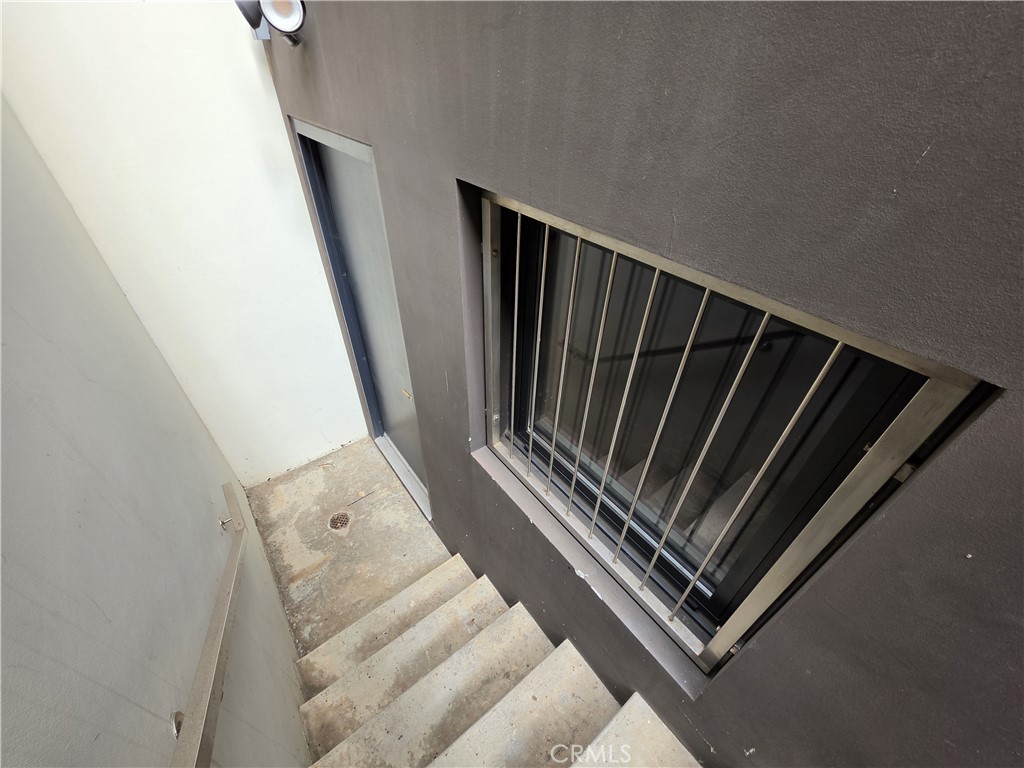 9 Temple Property Photo 31
