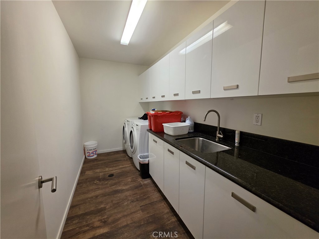 9 Temple Property Photo 33