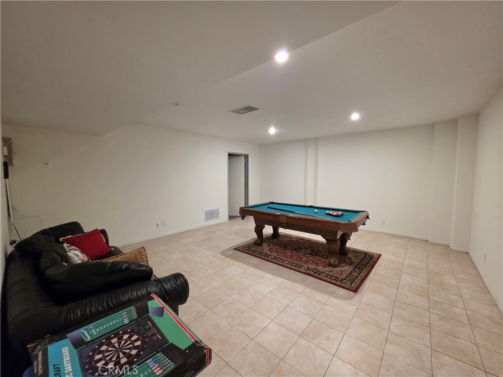 9 Temple Property Photo 34