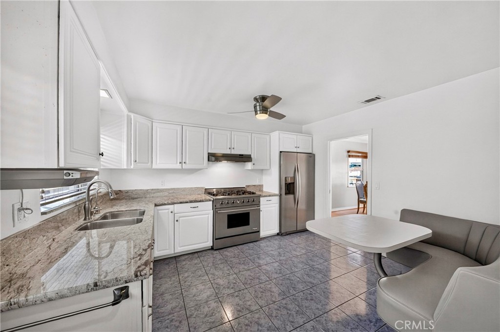 1645 Date Property Photo 13