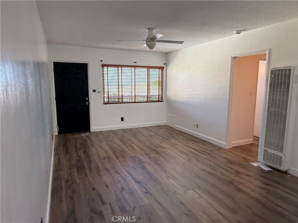 1023 W 19th Street 3 Property Photo 1