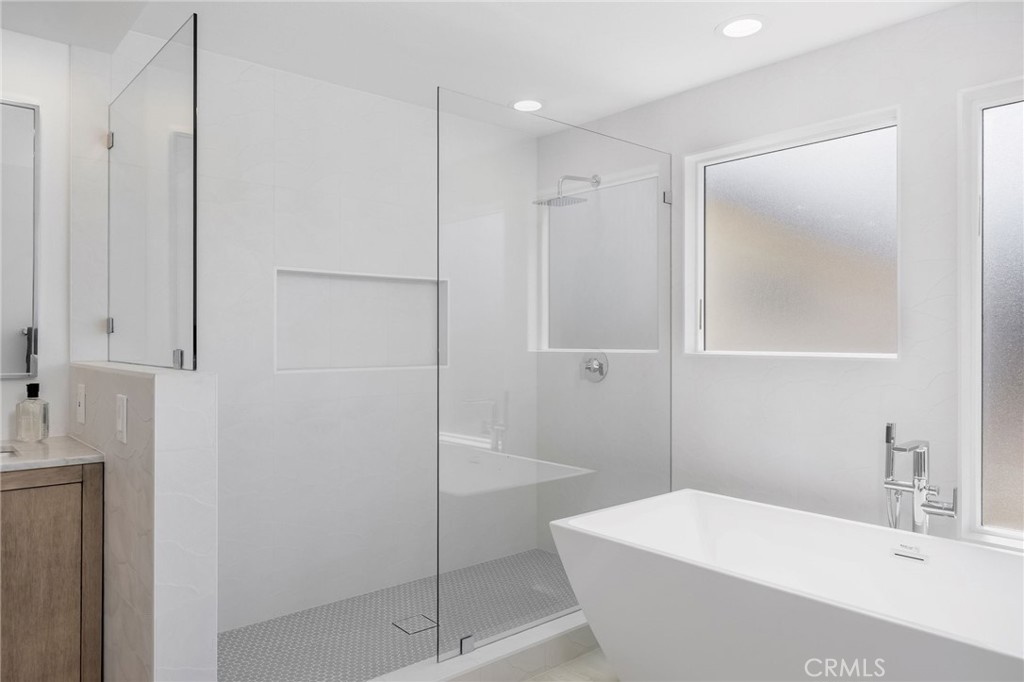 647 1st Place Property Photo 35