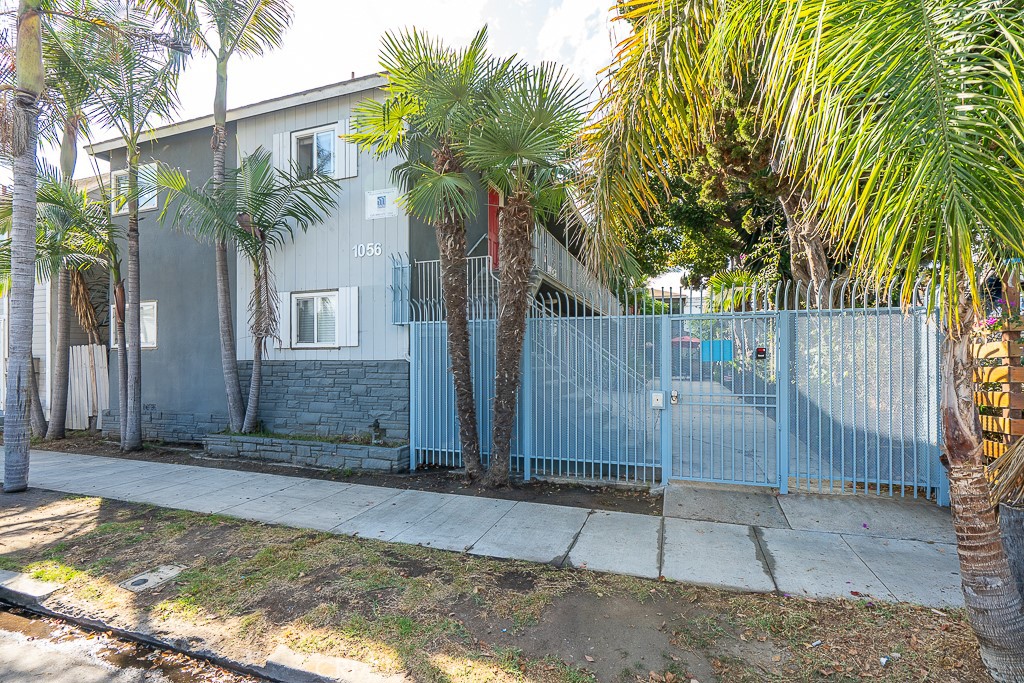 1056 E 6th Street Property Photo 15