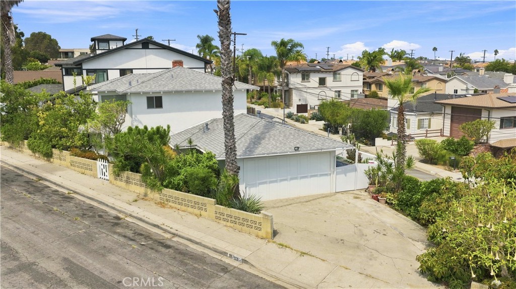 1913 Ripley Avenue Property Photo 2