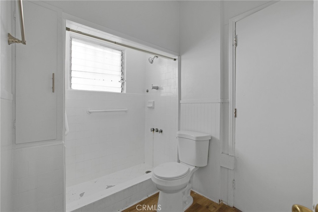 531 W 5th Street Property Photo 13